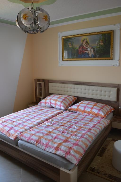 Apartments Petar & Anka Biograd na Moru Szoba fotó