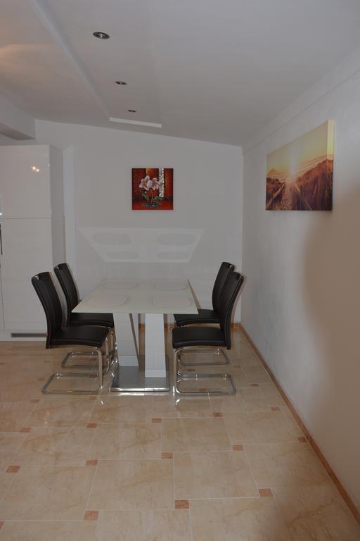 Apartments Petar & Anka Biograd na Moru Szoba fotó